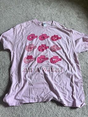 Altar’d state tee